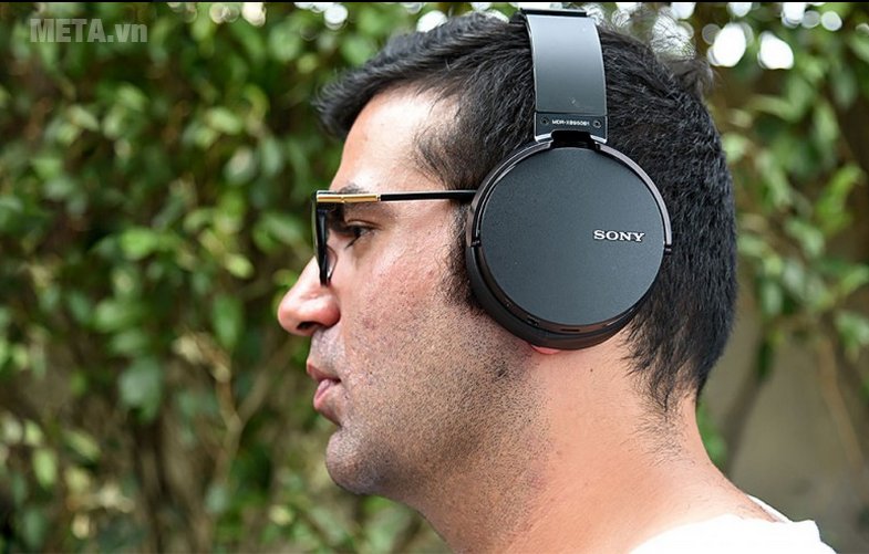 Tai nghe nhạc Sony MDRXB950B1 có thể kết nối không dây 
