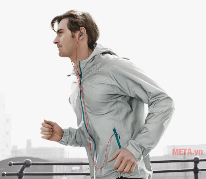 Tai nghe Sony MDRAS800AP dùng khi chơi thể thao Tai nghe Sony MDRAS800AP dùng khi chơi thể thao