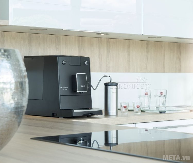 Máy pha cà phê tự động Nivona 758 nhỏ gọn, đặt không tốn diện tích