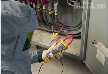 Ampe kìm Fluke 376 dễ dàng sử dụng Ampe kìm Fluke 376 dễ dàng sử dụng