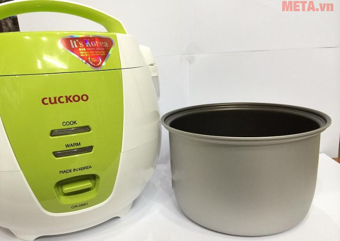 nồi cơm Cuckoo 0661 có thiết kế sang trọng