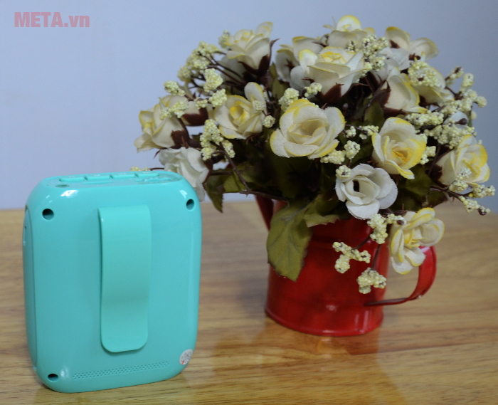 Máy trợ giảng Mega T-600 có quai gài tiện dụng