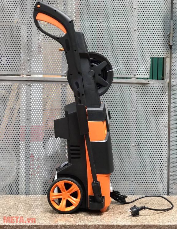 Máy xịt rửa áp lực cao Btec BT529 màu cam đen Máy xịt rửa áp lực cao Btec BT529 màu cam đen