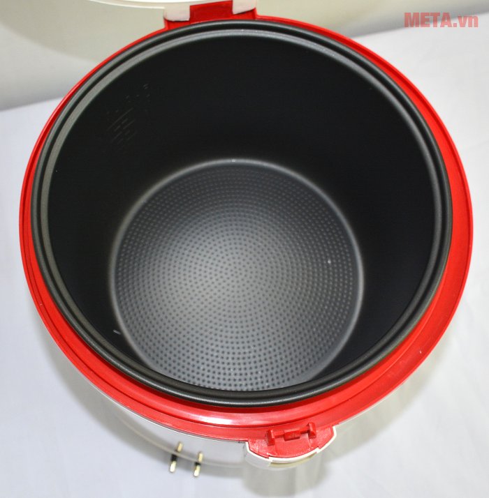 Nồi cơm điện 1,8 lít Sunhouse SHD8625 có lòng nồi chất liệu cao cấp 