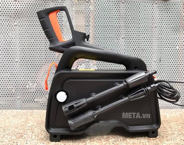 Máy xịt rửa áp lực cao Btec BT530 có thiết kế nhỏ gọn dễ di chuyển Máy xịt rửa áp lực cao Btec BT530 có thiết kế nhỏ gọn dễ di chuyển