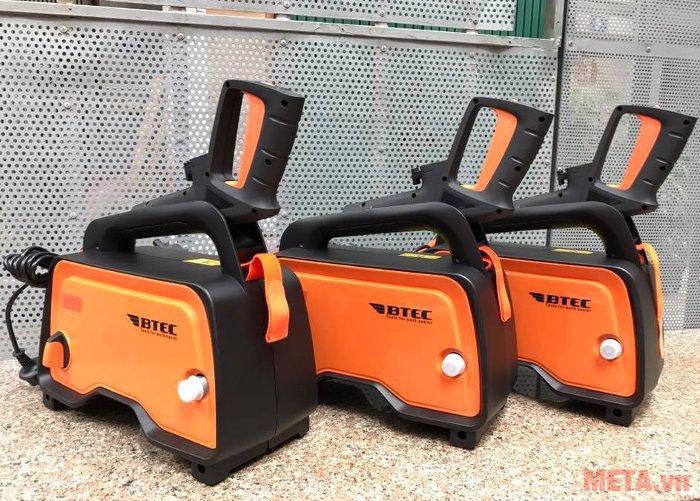 Máy xịt rửa áp lực cao Btec BT530 dùng rửa xe cho gia đình Máy xịt rửa áp lực cao Btec BT530 dùng rửa xe cho gia đình