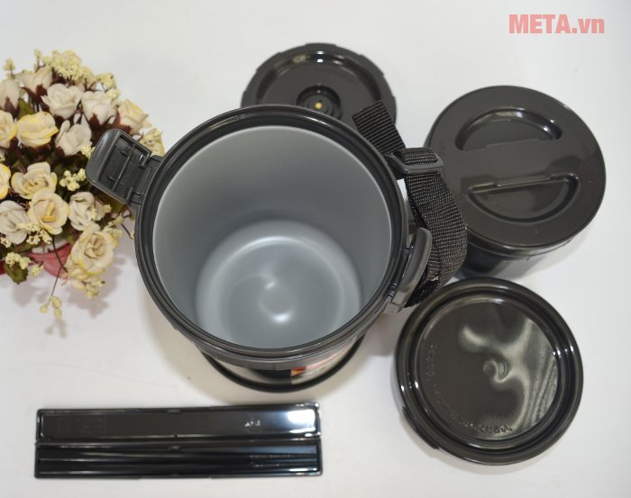 Cặp lồng cơm giữ nhiệt Zojirushi SL-GG18 có chất liệu cao cấp 