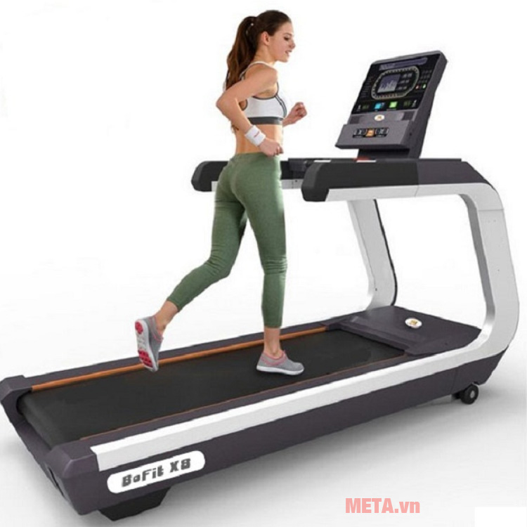 Máy chạy bộ BOFIT X8 sử dụng cho các phòng gym chuyên nghiệp