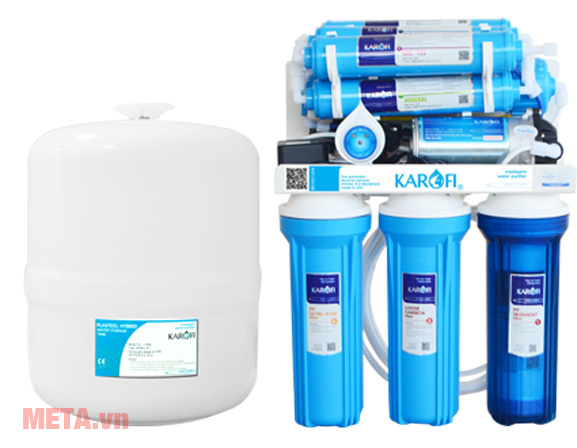 Máy lọc nước Karofi tiêu chuẩn SRO 8 cấp lọc KT-KS80 có bình áp dung tích lớn sẽ chứa được nhiều nước sau lọc hơn 