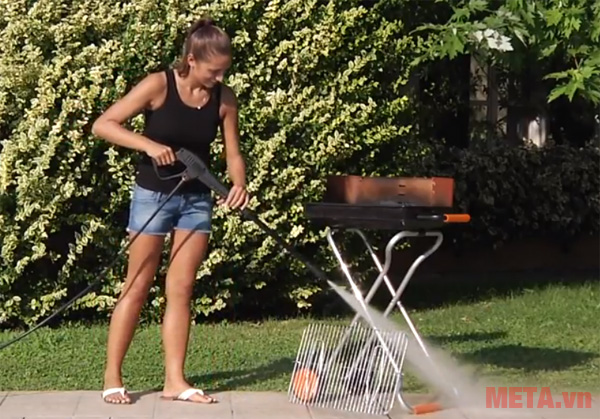 Máy rửa xe Lavor One 120 dùng cho gia đình Máy rửa xe Lavor One 120 dùng cho gia đình