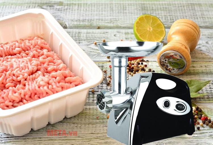 Máy xay thịt đa năng Kuchenzimmer 3000327 có khả năng xay nhuyễn các loại thịt trong thời gian ngắn