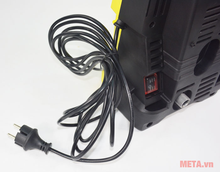 Máy rửa xe Lavor One 120 có dây điện dài Máy rửa xe Lavor One 120 có dây điện dài