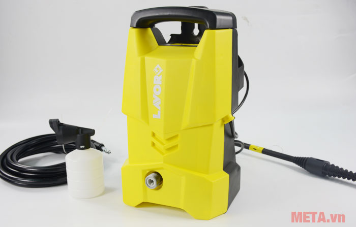 Máy rửa xe Lavor One 120 có dây phun dài 6m Máy rửa xe Lavor One 120 có dây phun dài 6m