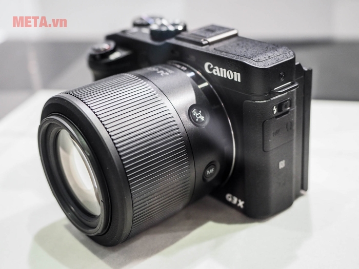 Máy ảnh Canon Powershot G3X bố trí nhiều chức năng dễ dàng cho người sử dụng