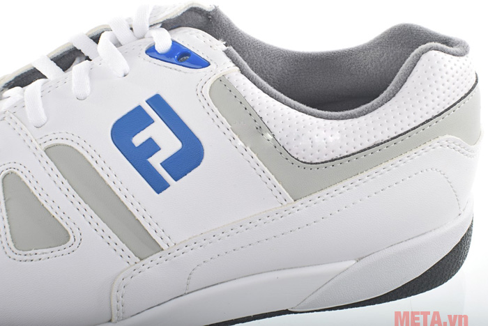 Giày golf nam FootJoy Greenjoy Spikeless 45166 trông rất thời trang