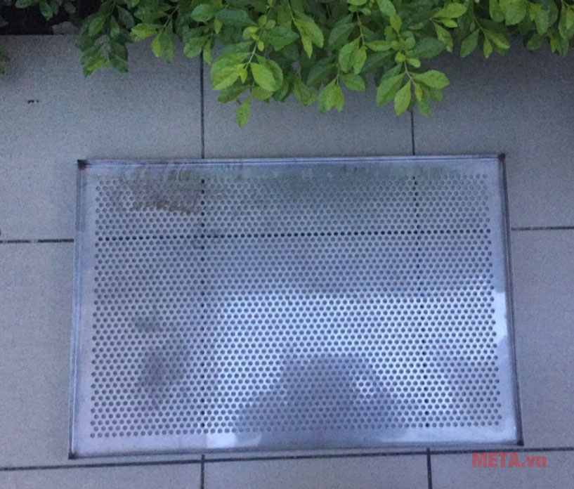 Khay inox đục lỗ 304