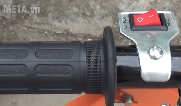 Máy xới đất mini Sharp SP-XDMN520 có tay cầm chống trượt Máy xới đất mini Sharp SP-XDMN520 có tay cầm chống trượt