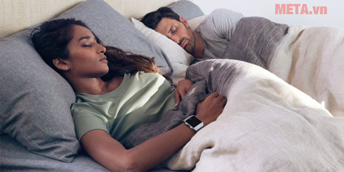 Fitbit Ionic sẽ theo dõi và đảm bảo giấc ngủ của bạn Fitbit Ionic sẽ theo dõi và đảm bảo giấc ngủ của bạn