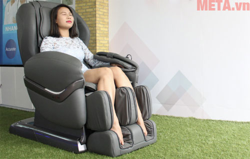 Ghế massage toàn thân Maxcare Max-684 màu xám