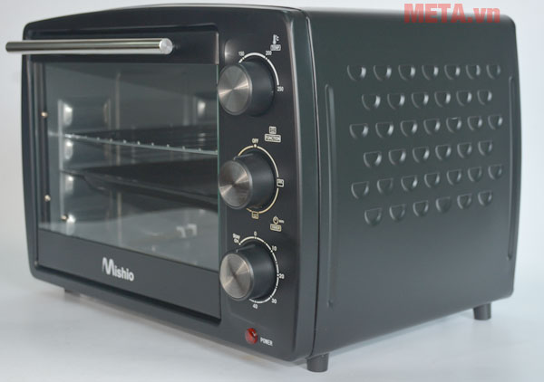 Lò sử dụng các núm vặn điều khiển giúp bạn dễ dàng sử dụng