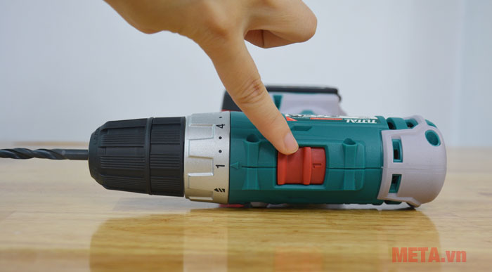 2 mức tốc độ của máy khoan Công tắc điều chỉnh tốc độ