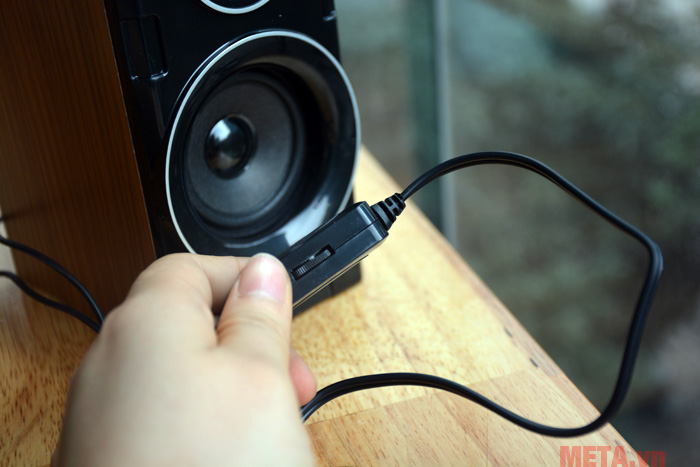 Núm vặn điều chỉnh âm lượng của loa Tako A770 Núm vặn điều chỉnh âm lượng của loa Tako A770