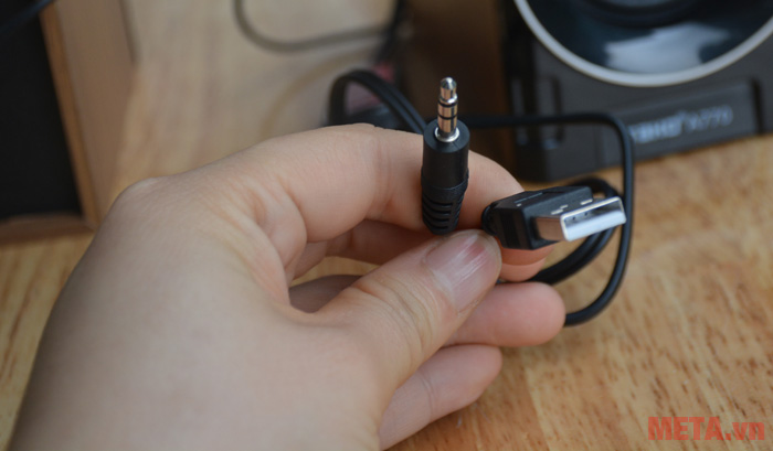 Loa sử dụng jack kết nối 3.5mm Loa sử dụng jack kết nối 3.5mm