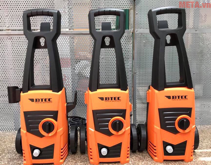 Máy xịt rửa áp lực cao