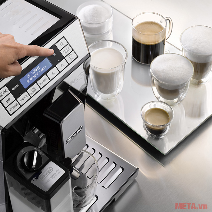Máy pha cà phê tự động ECAM45.760.B có khả năng pha 2 ly cà phê espresso với 1 lần pha