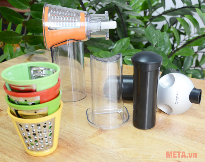 Các phụ kiện của máy cắt rau củ Các phụ kiện của máy cắt rau củ