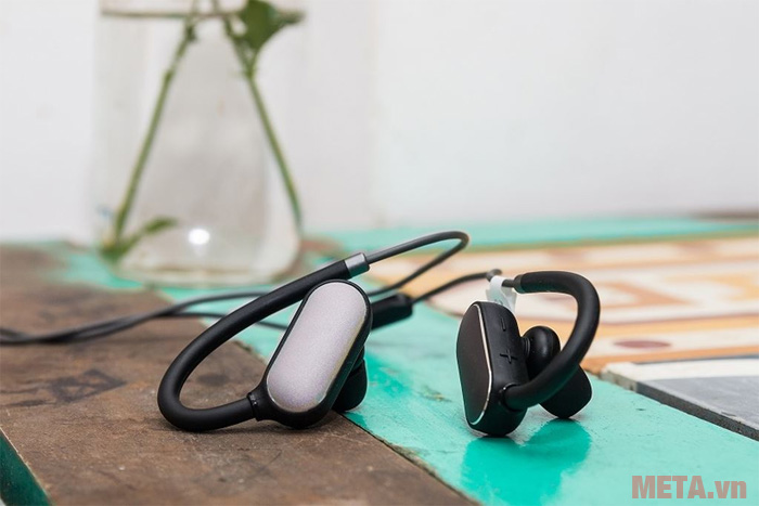 Tai nghe Bluetooth Xiaomi Mi Sport có thiết kế đẹp mắt