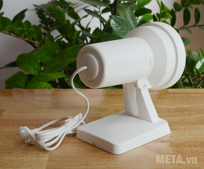 Mặt sau đèn hồng ngoại