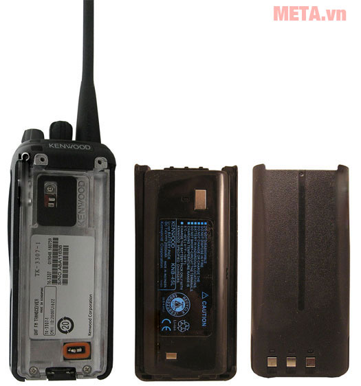 Máy bộ đàm cầm tay với pin 