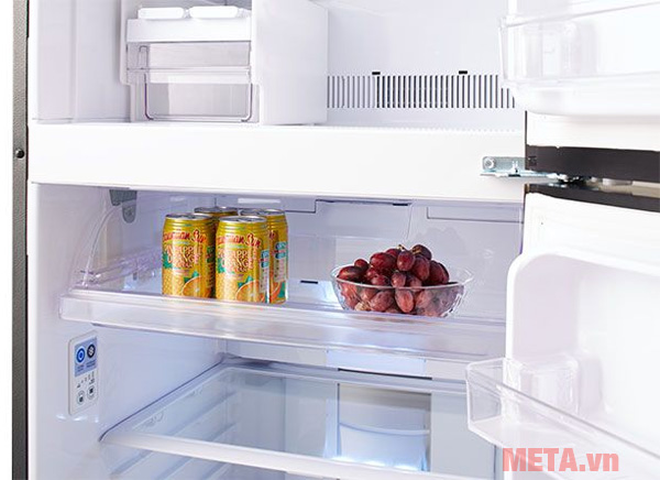 Ngăn mát của tủ có dung tích 268 lít