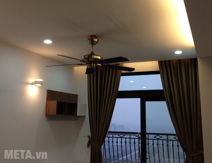 Quạt trần cánh gỗ