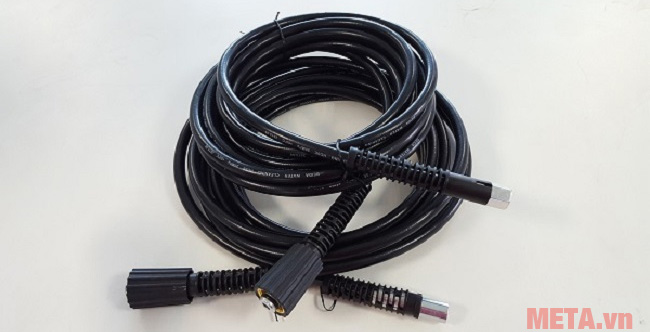 Dây phun áp lực có chiều dài 5m Dây phun áp lực có chiều dài 5m