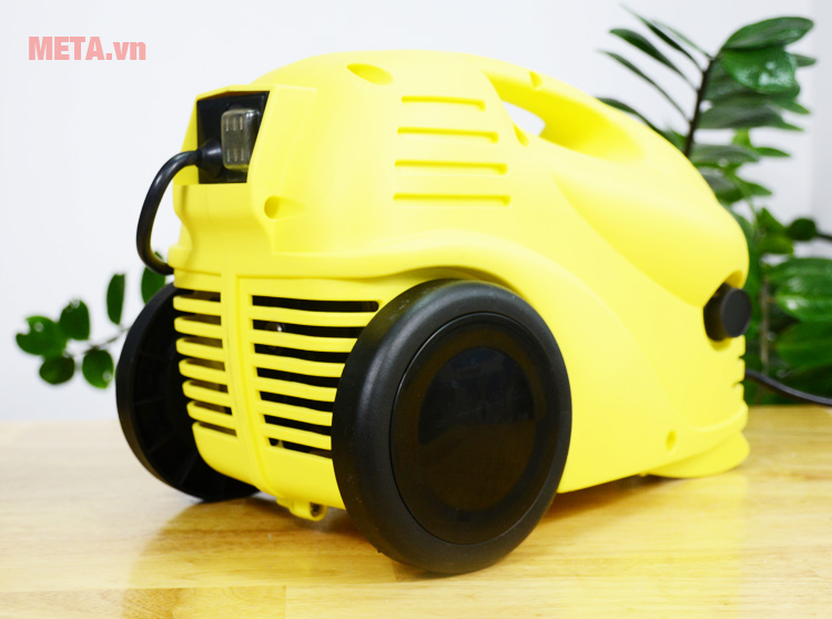 Bánh xe tiện lợi, dễ dàng di chuyển Bánh xe tiện lợi, dễ dàng di chuyển