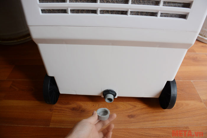 Lỗ thải nước thừa của máy