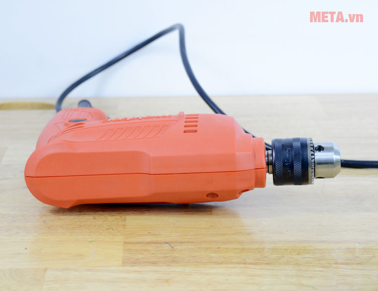 Máy khoan gỗ Maktec MT60 có thân máy chắc chắn