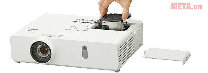 Máy chiếu Panasonic