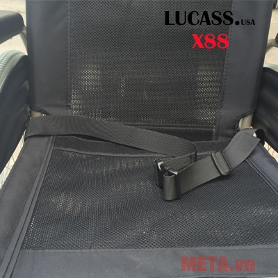 Xe lăn tay tiêu chuẩn