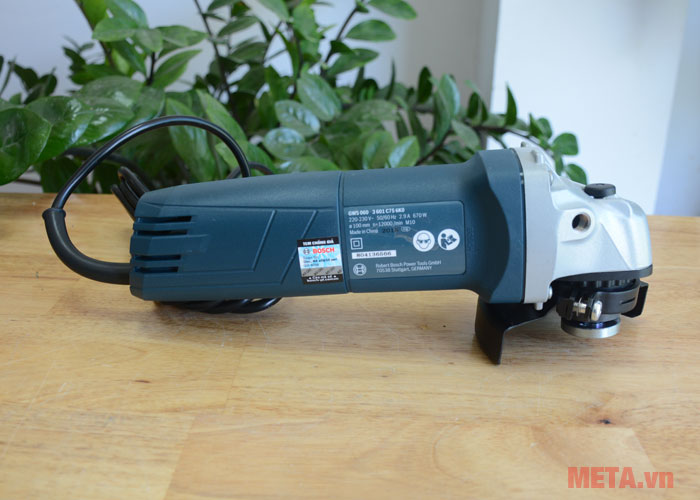 Máy mài góc Bosch GWS 060 được làm bằng chất liệu cao cấp.