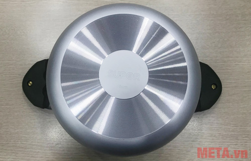 Nồi thiết kế đáy từ