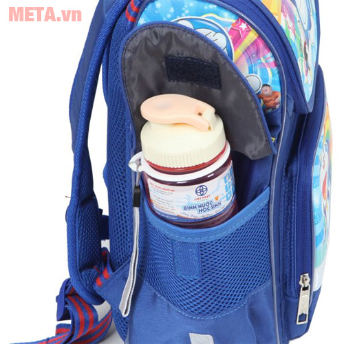 Có ngăn đựng nước tiện dụng Có ngăn đựng nước