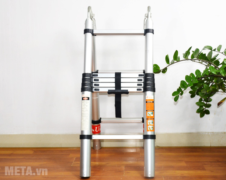 Thang nhôm rút đa năng Unigawa chịu được tải trọng 150kg Thang nhôm rút đa năng Unigawa chịu được tải trọng 150kg