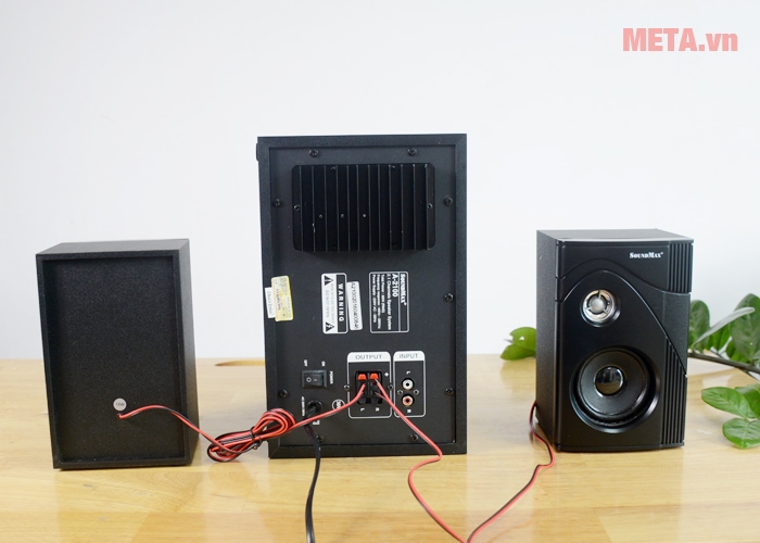 Mặt sau loa bass Soundmax A 2100/2.1 gọn gàng Mặt sau loa bass Soundmax A 2100/2.1 gọn gàng