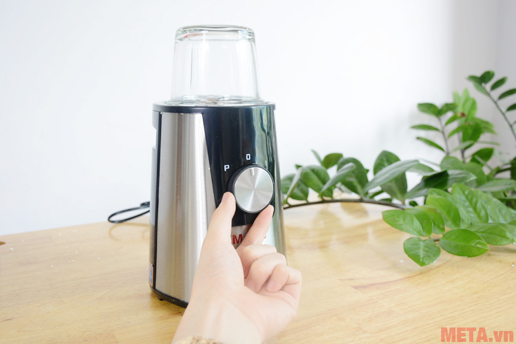 Núm vặn điều chỉnh tốc độ