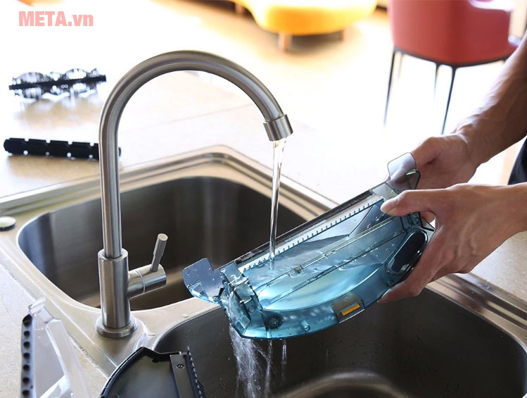 Thay hộp đựng máy Robot hút bụi lau nhà Probot Nelson 980 Plus