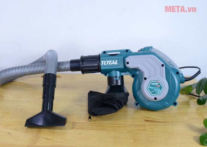 Máy thổi bụi Total TB2086 với đầu hút sàn nhỏ Máy thổi bụi Total TB2086 với đầu hút sàn nhỏ