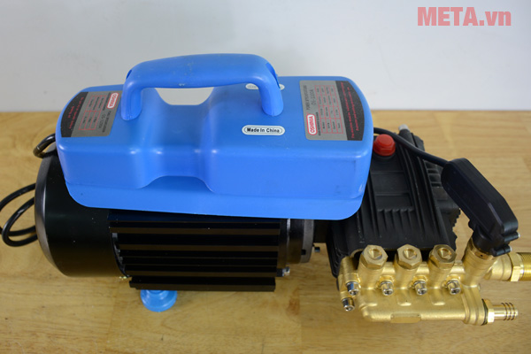 Quạt thông gió giúp động cơ không bị nóng trong suất quá trình hoạt động Quạt thông gió giúp động cơ không bị nóng trong suất quá trình hoạt động